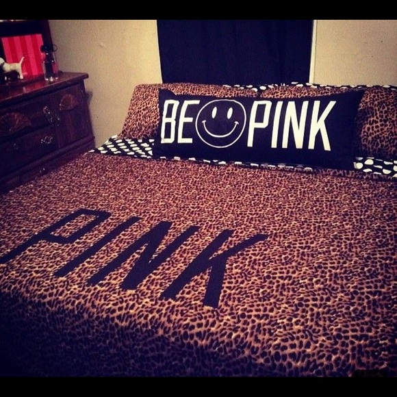PINK Victoria's Secret Other - Leopard Print Duvet Cover & Pillow Case Cover